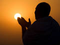 Dua eden, ‘Cenab-ı Hak işitir’ demeli