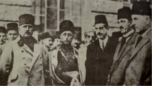 terakkiperver-cumhuriyet-firkasi-300x170 Türkiye'de Siyasal Sistemin İnşası(1923-1926) -2